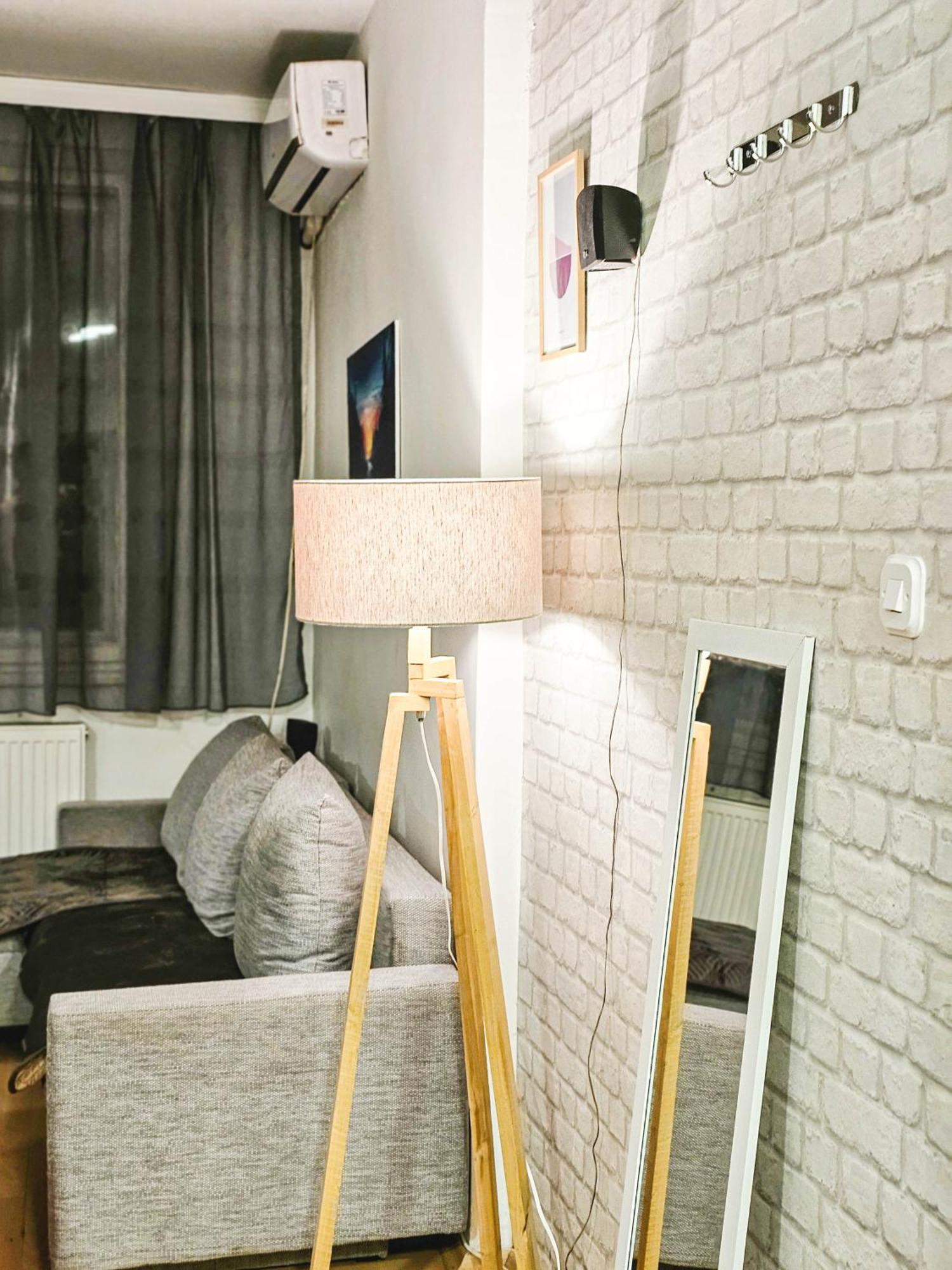 Rooftop Apartment At Mainsquare Skopje Exteriör bild